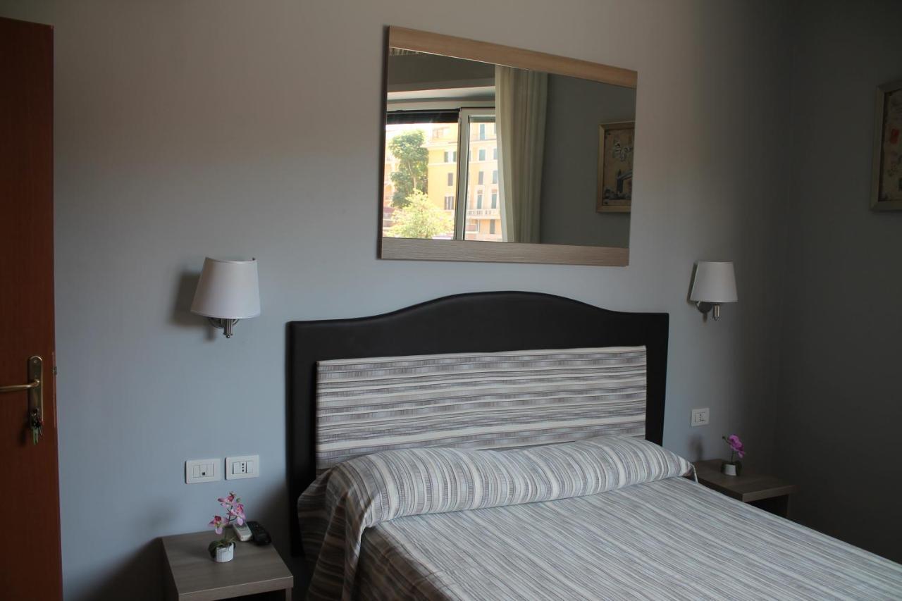 St. Anthony Guest House Roma Dış mekan fotoğraf
