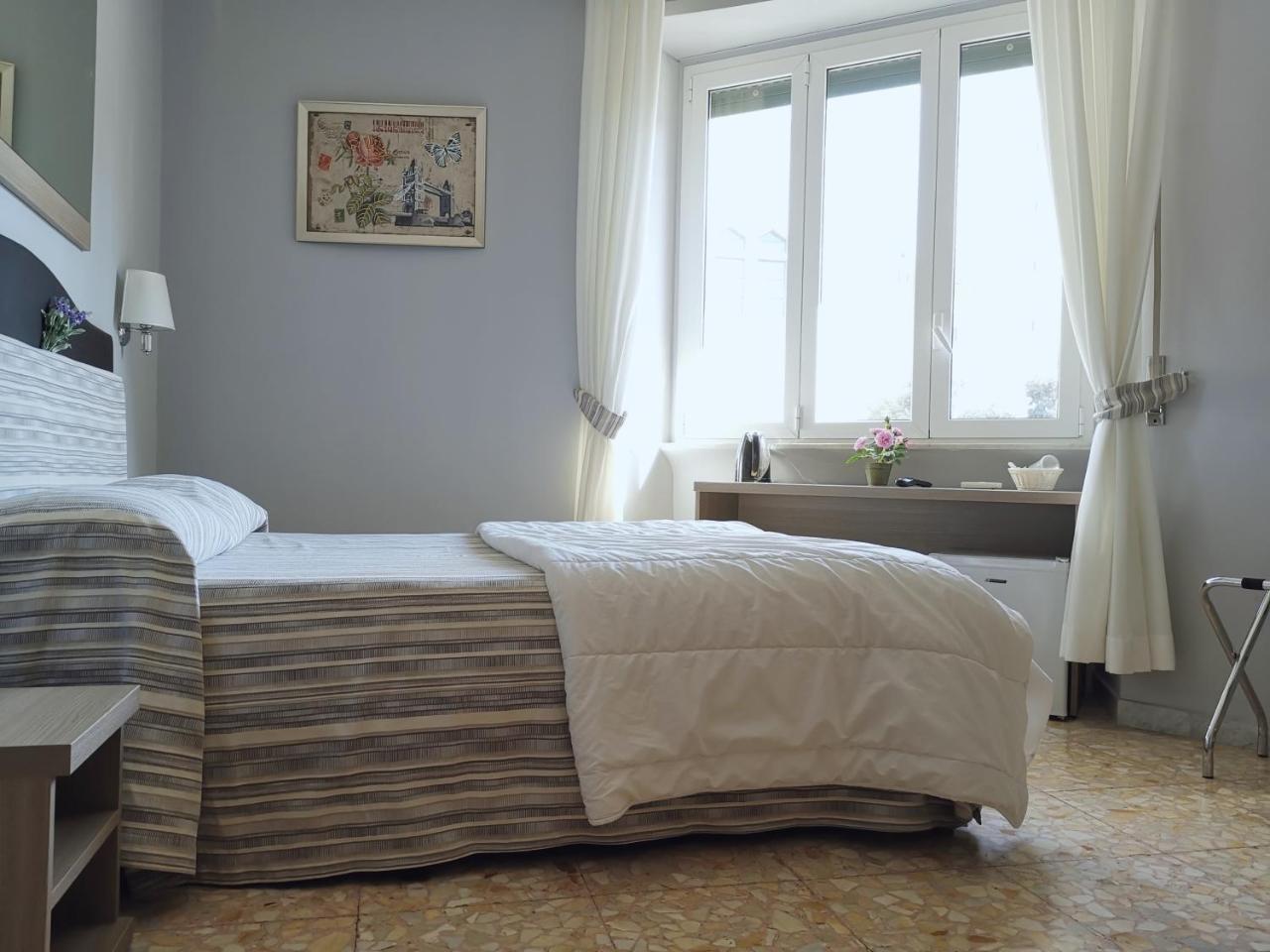 St. Anthony Guest House Roma Dış mekan fotoğraf